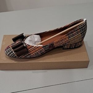 Kenneth Cole Brown and Orange Flats with Bow Detail